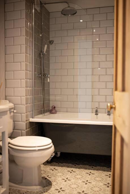 Braybrooke Cottage, サフロン・ワルデン エクステリア 写真