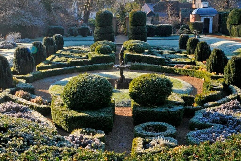 Braybrooke Cottage, サフロン・ワルデン エクステリア 写真